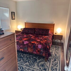 Anthropologie King Size comforter with shams